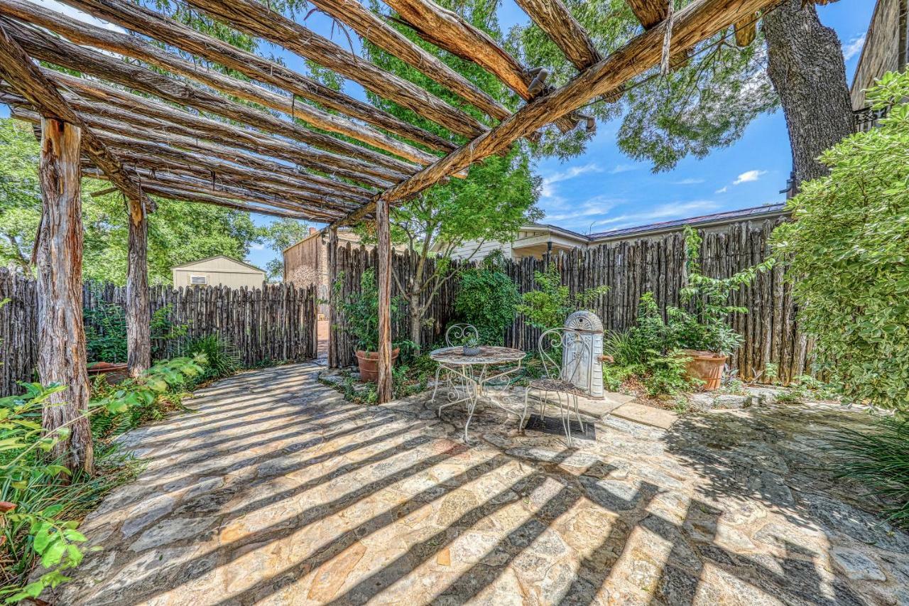 Eden'S Gate Villa Fredericksburg Exterior foto